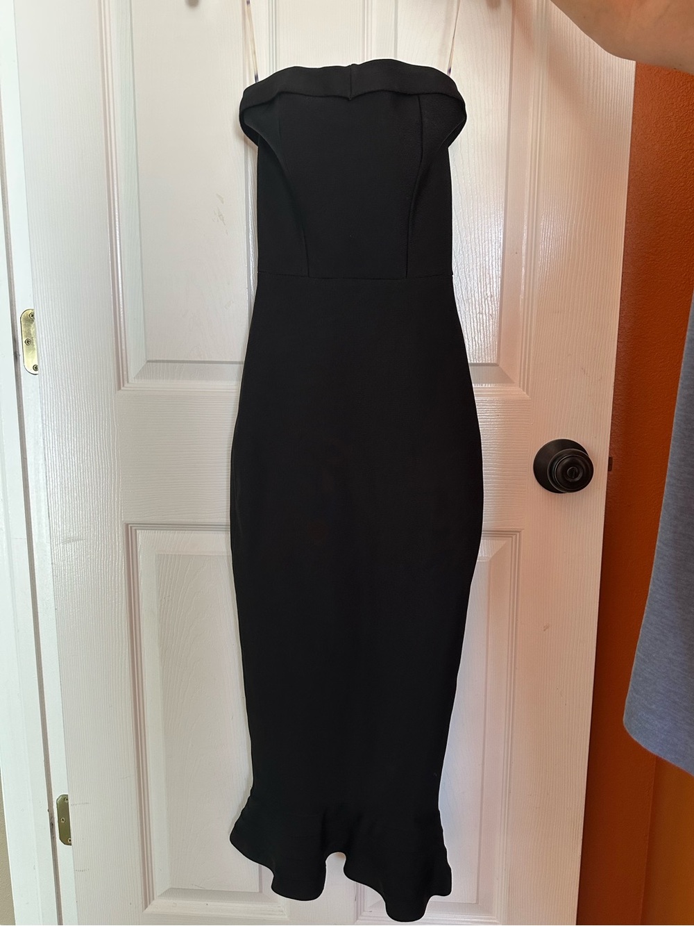 Black Strapless Fitted Bandage Midi Dress with Flounce Hem